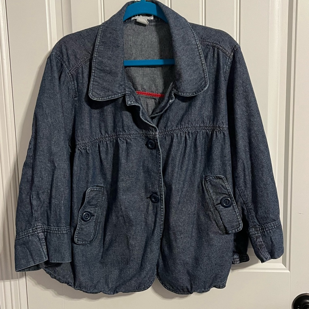 #968. JL Studio 3/4 Sleeve Denim Jacket with Button and Pocket Details. Size 22w
